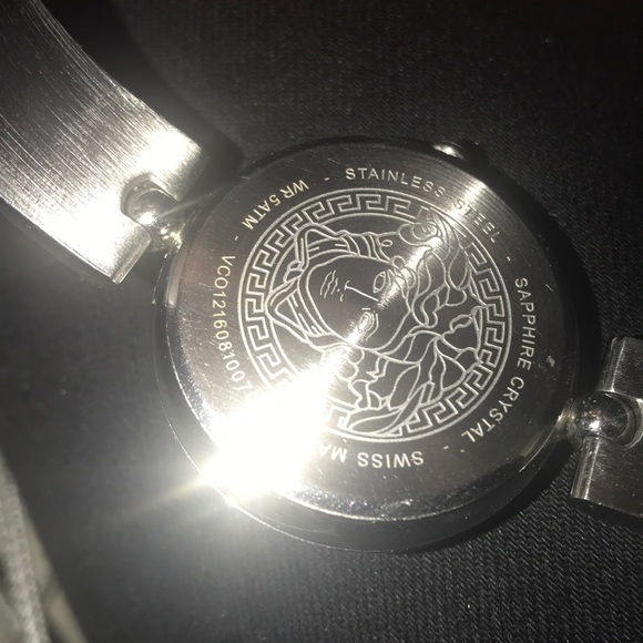 Versace Watch - Picture 2 of 7